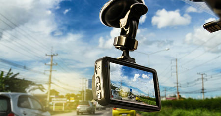 https://mysocially.com/image/catalog/boss_blog/Dashboard Cams/Dashboard_Cam_Cover Image.jpg